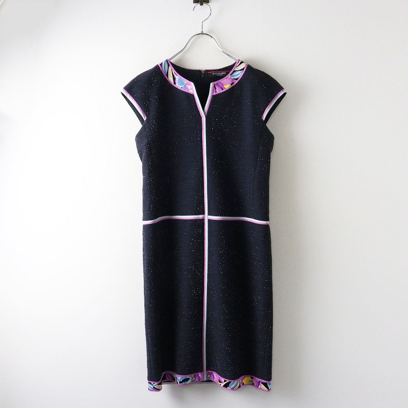 LEONARD レオナール　美しいフラワートリム♪ ラメジャージ　トップス 美品 近年商品 レオナール LEONARD FASHION フラワーライントリミング