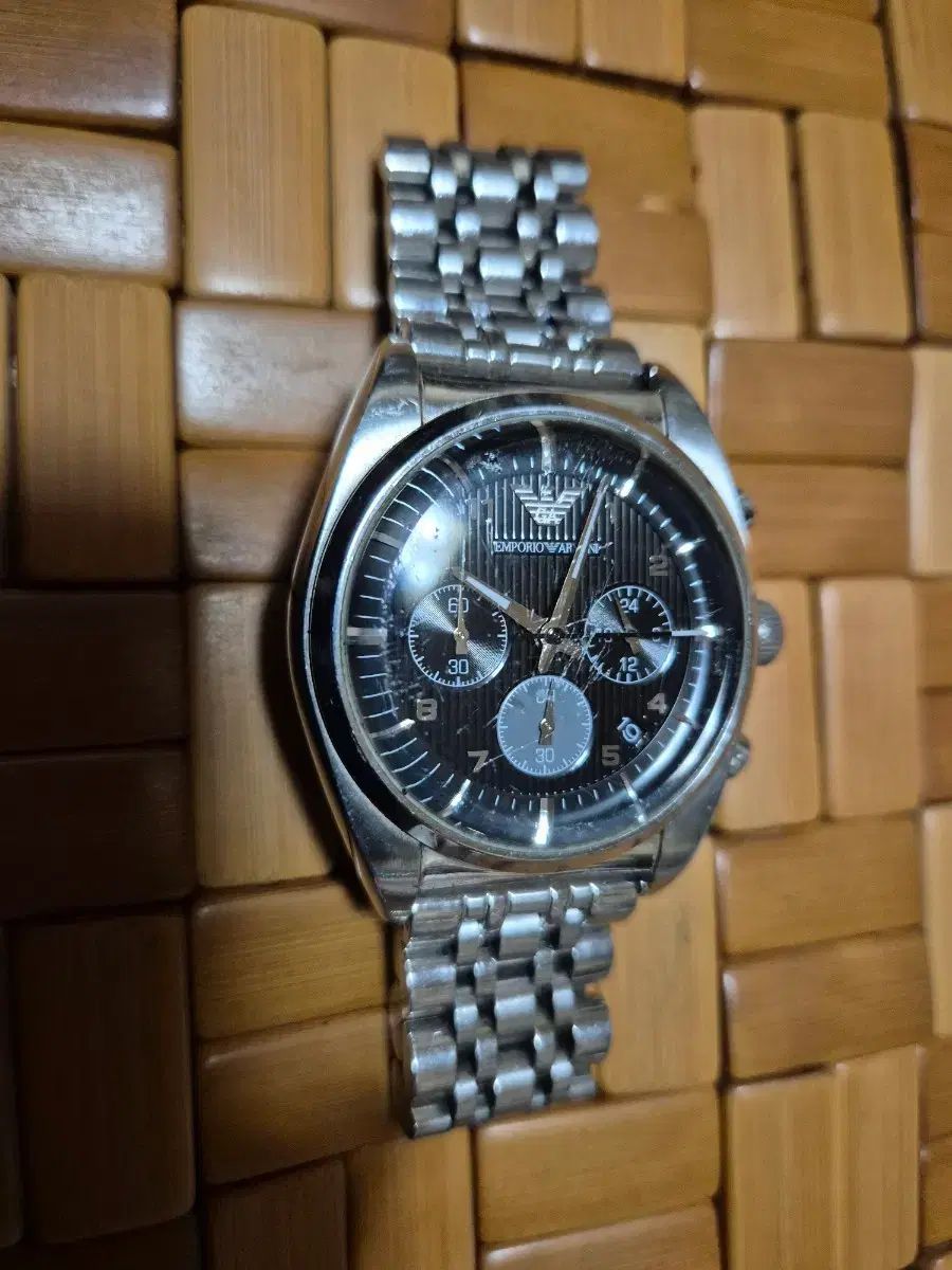 エンポリオアルマーニ メタル 時計