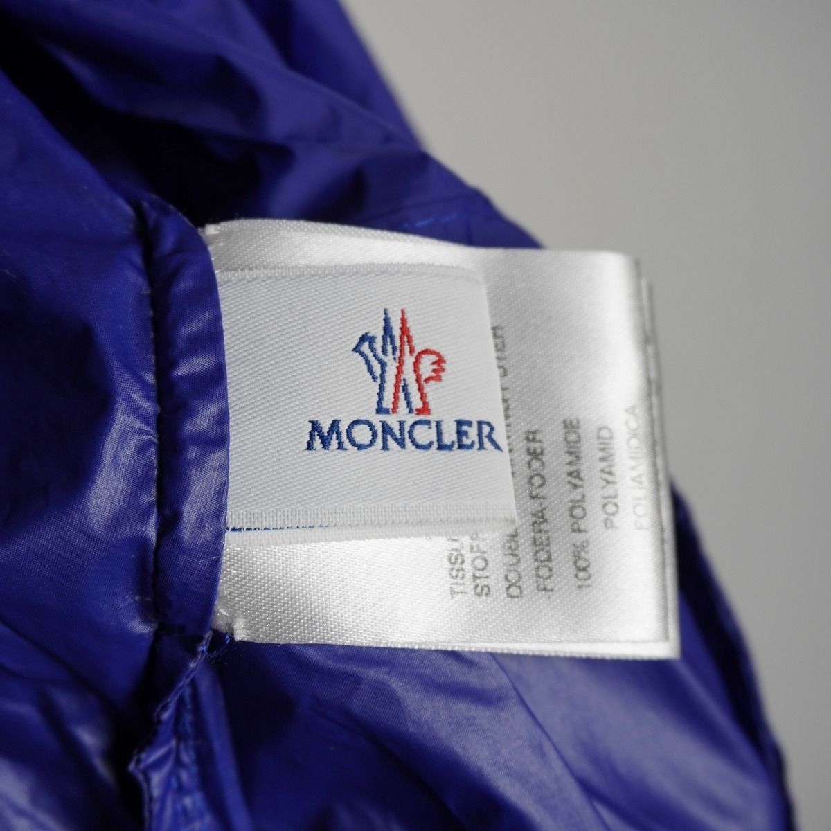 MONCLER国内正規品マウンテンパーカージャケット モンクレール MONCLER 国内正規 ブラック マウンテンパーカー