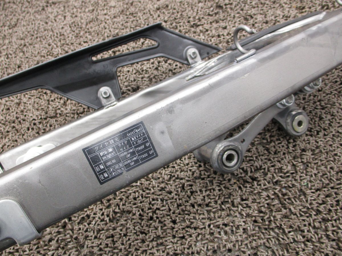 Dトラッカー125 スイングアーム チェーンカバー □A9826！リアアクスル