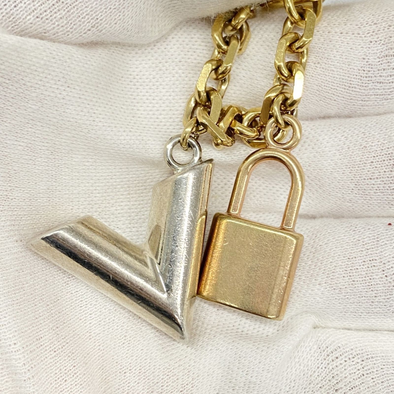 ルイ・ヴィトン(Louis Vuitton) ルイ・ヴィトン キーホルダー チェーン