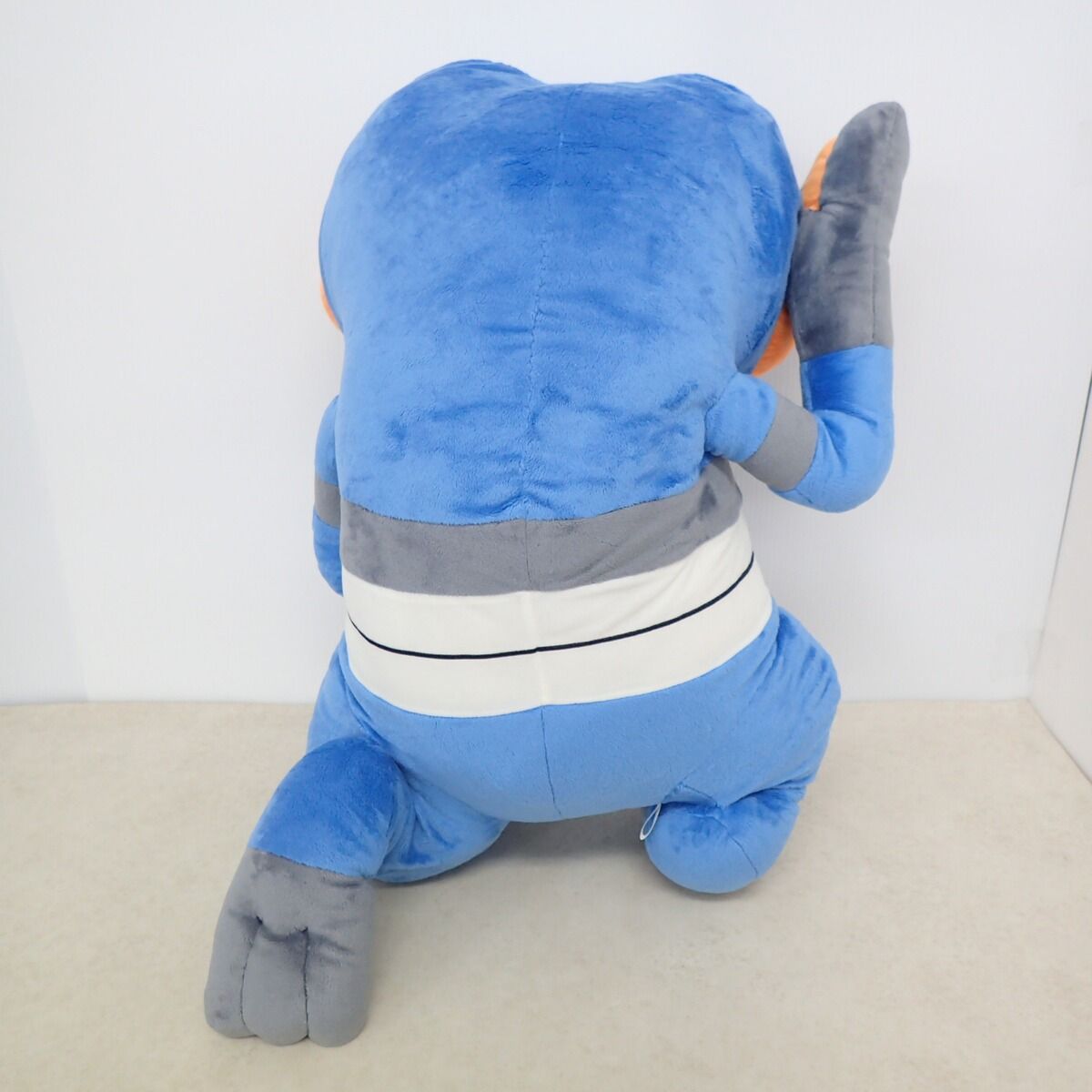 ポケモンセンター ぬいぐるみ 寝ころびグレッグル 等身大 紙タグ付き