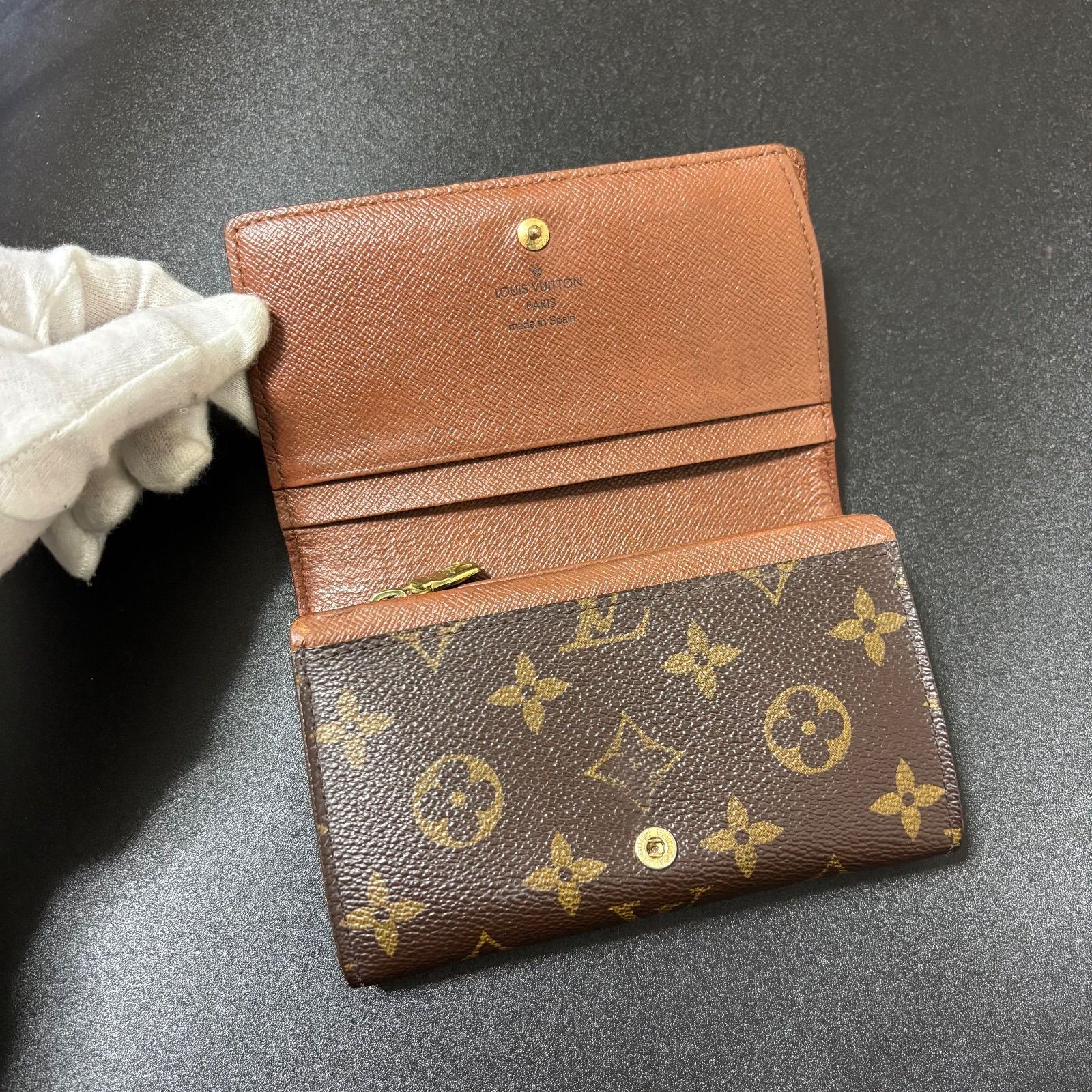 u46 ポルトフォイユ トレゾール インターナショナル 新型 Louis