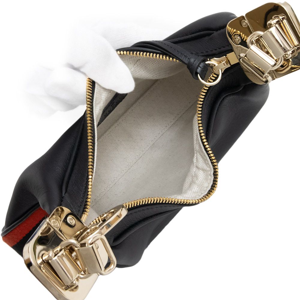 【GUCCI】ハンドバッグ　ショルダーバッグ　GG金具　レザー　ブラック GUCCI（グッチ） GG金具 オールドグッチ 肩掛け ワンショルダーバッグ