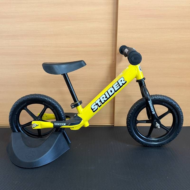STRIDER SPORT ストライダー スポーツ イエロー スタンド キッズ