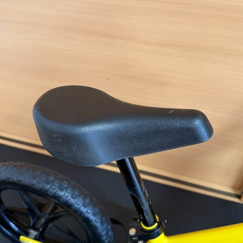 【美品】STRIDER ストライダー　イエロー　キャリーバッグ　セット ストライダーユーザー全員におすすめしたい！ストライダー専用キャリー