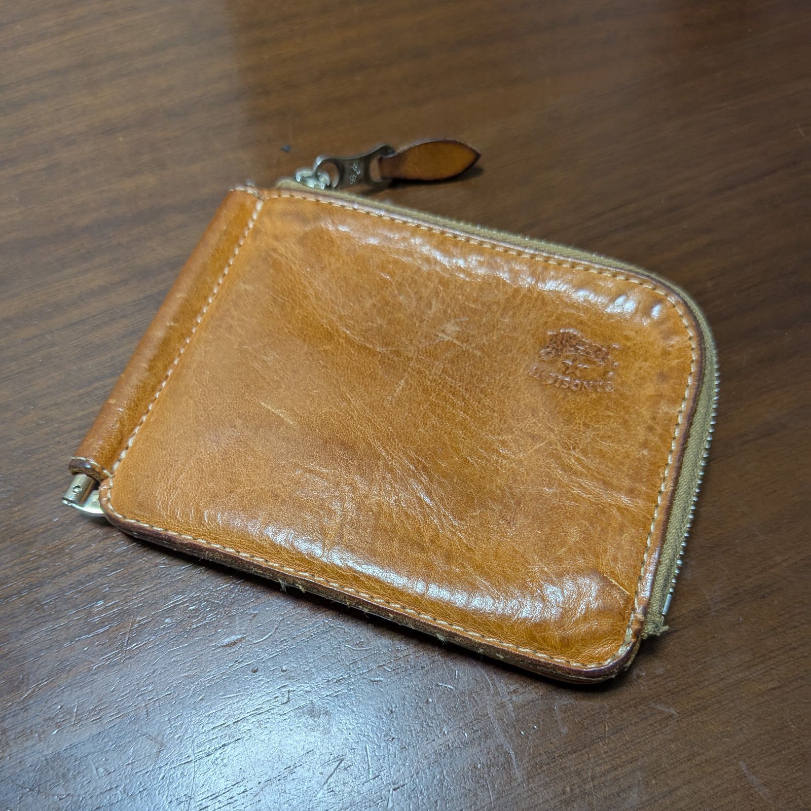 イルビゾンテ IL BISONTE マネークリップ コインケース