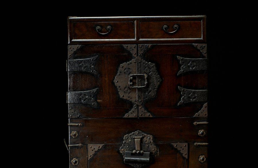 蔵A5529】朝鮮古美術 李朝箪笥 モリジャン 飾棚バンダジ - メルカリ