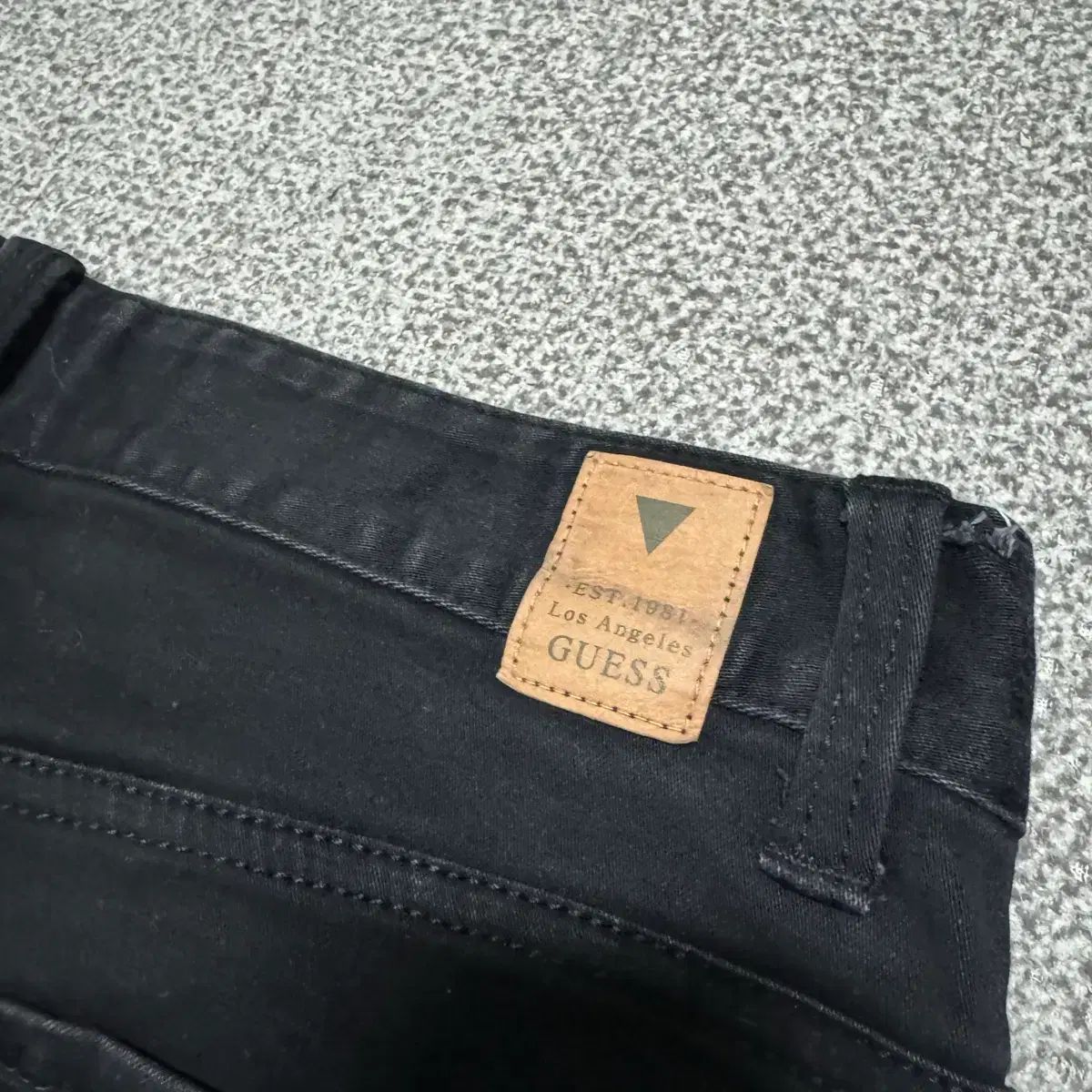 GUESS ブラックデニムパンツ USA製 JEANS ゲス ジーンズ 古着 90年代 
