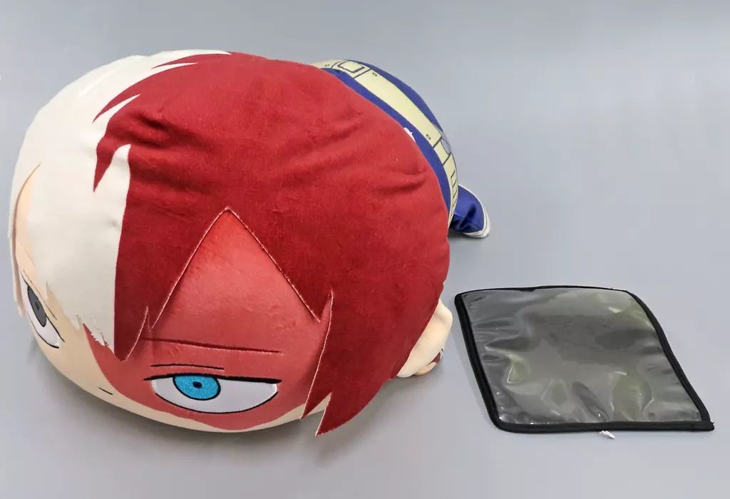 伊予石 伊予富士 台付 添景 添配 水石 盆石 鑑賞 天然石 遠山 富士山 連山