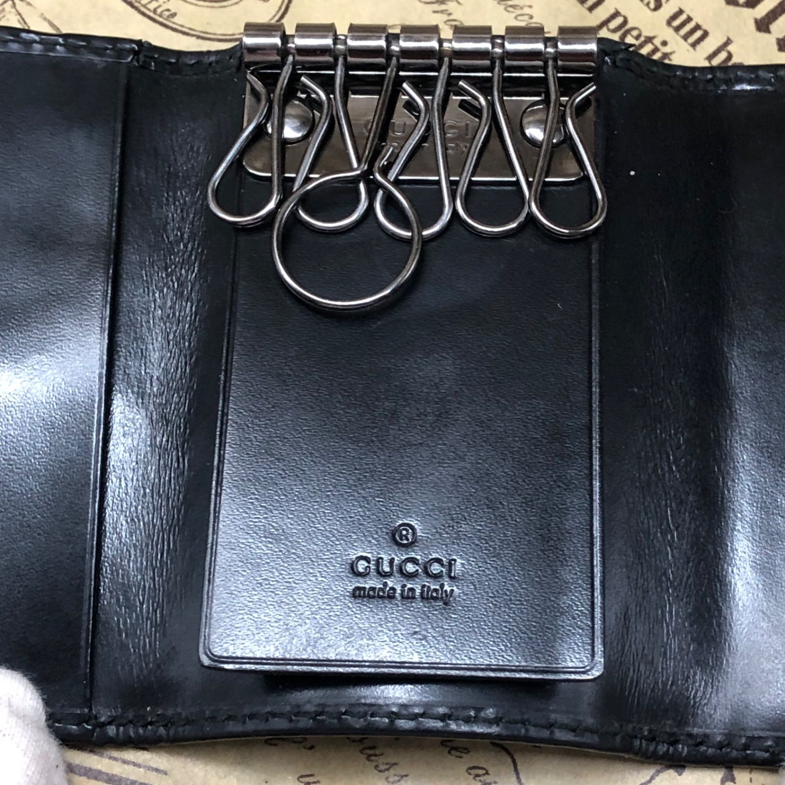 グッチ キーケース 6連 鍵 GGインプリメ 黒 FX467 - メルカリ