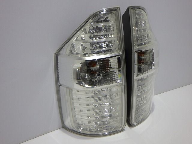 70系 ノア テール左右 ZRR70/75 前期 純正OP 28-198 コーティング 綺麗
