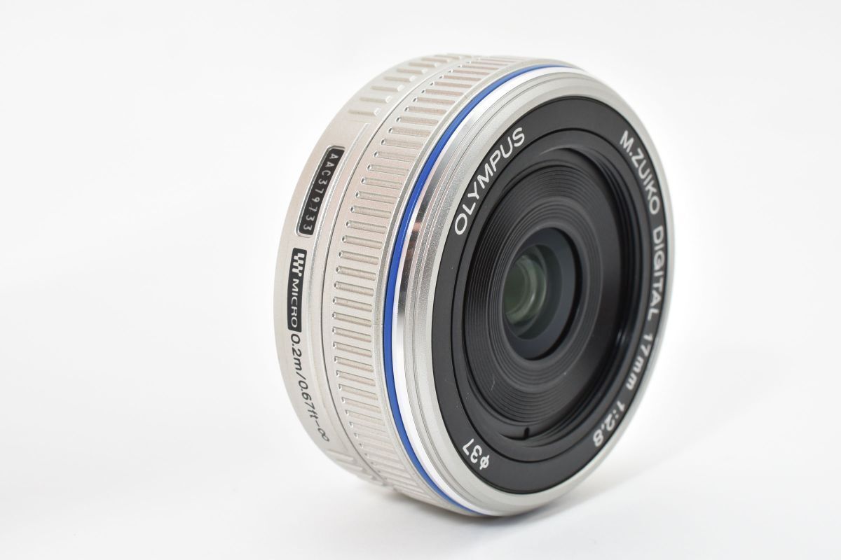 美品 OLYMPUS M.ZUIKO DIGITAL 注文 17mm F2.8 シルバー AYM5153#66