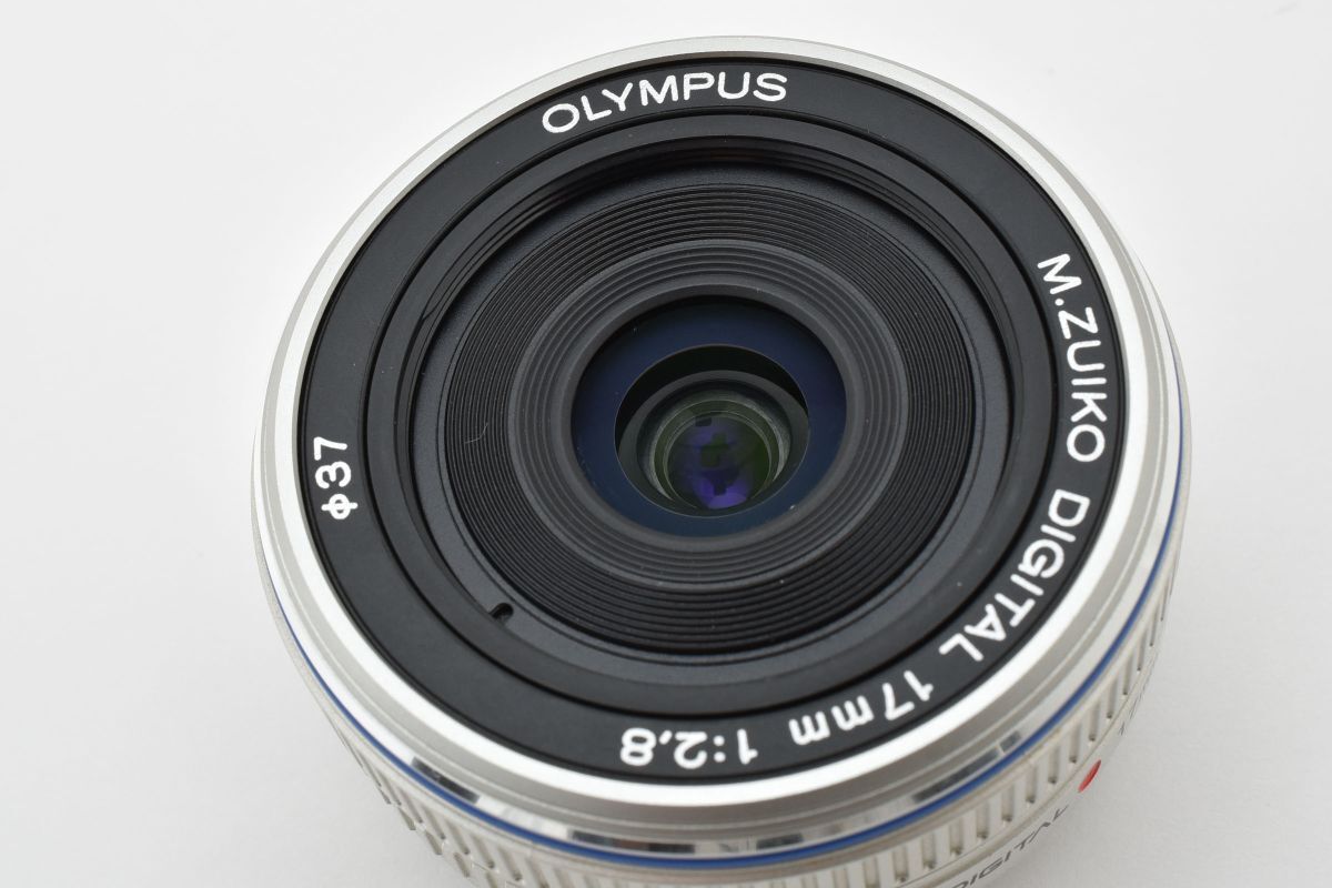美品 OLYMPUS M.ZUIKO DIGITAL 注文 17mm F2.8 シルバー AYM5153#66