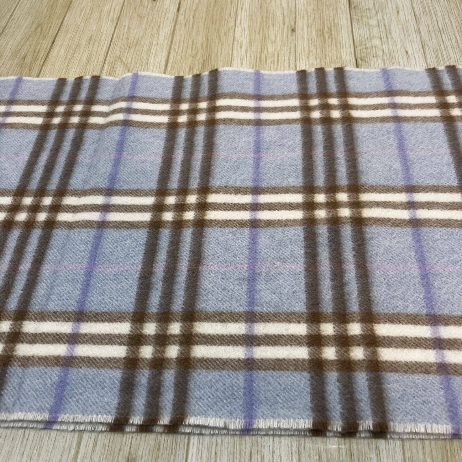 バーバリー　マフラー　ノバチェック　カシミヤ100% ブルー バーバリー カシミヤ100%ノバチェックマフラー(ブルー/141✕20.5