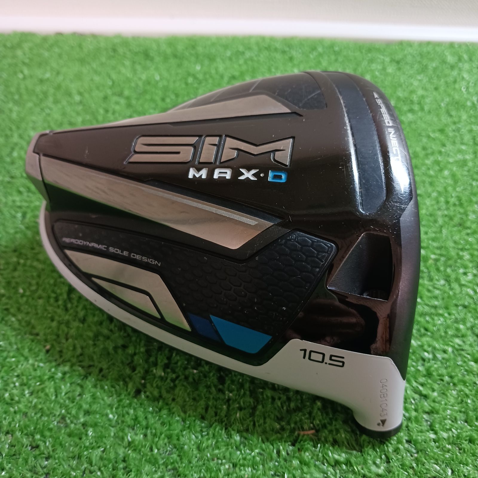 美品　テーラーメードSIM MAX ドライバー10.5° ヘッドのみ テーラーメイド SIM MAX 10.5° ドライバー ヘッドのみ TaylorMade