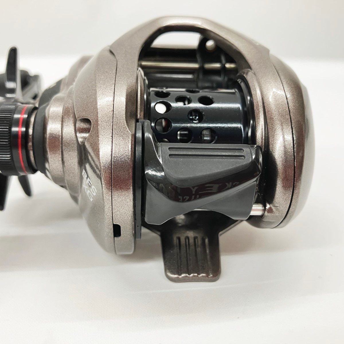 SHIMANO スコーピオン BFSベイトリール シルバー SHIMANO スコーピオン BFSベイトリール シルバー スコーピオンBFSの実
