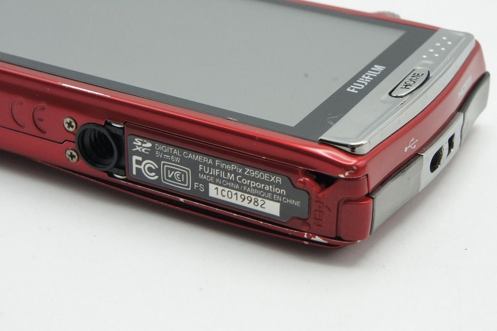 FUJIFILM フジフィルム FinePix Z950EXR コンパクトデジタルカメラ