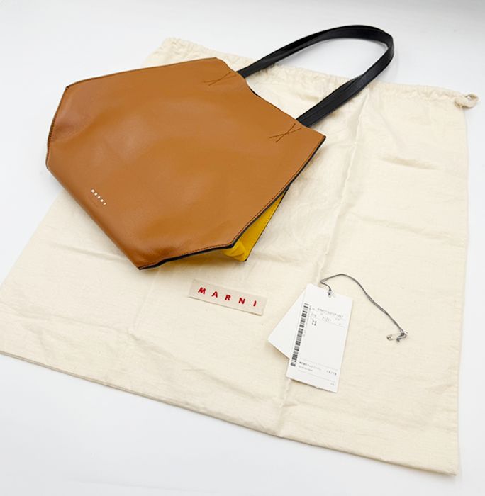 MARNI マルニ レザートートバッグ バイカラー ポーチ付き - メルカリ