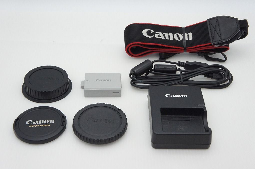 美品！　Canon eos kiss x3 レンズキット　18-55mm Canon キヤノン EOS Kiss X3 + EF-S 18-55mm 初心者用の一眼レフカメラ