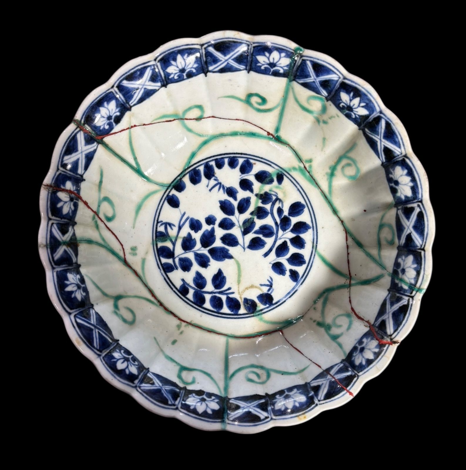 古伊万里 染付大鉢花模様 古伊万里 染付大鉢花模様