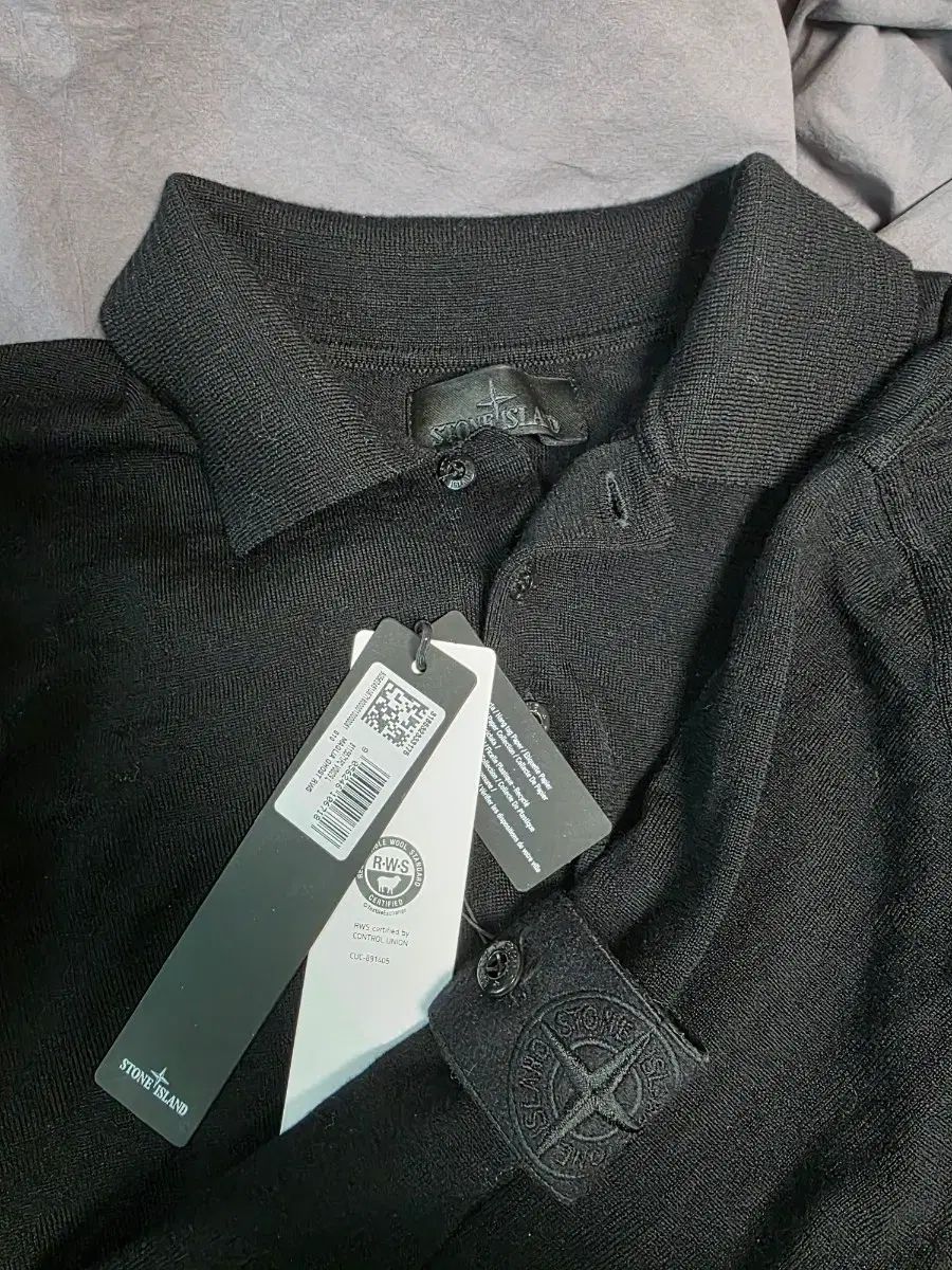 【大人気，新作】 STONE ISLAND ゴーストピース ニット ニット・セーター