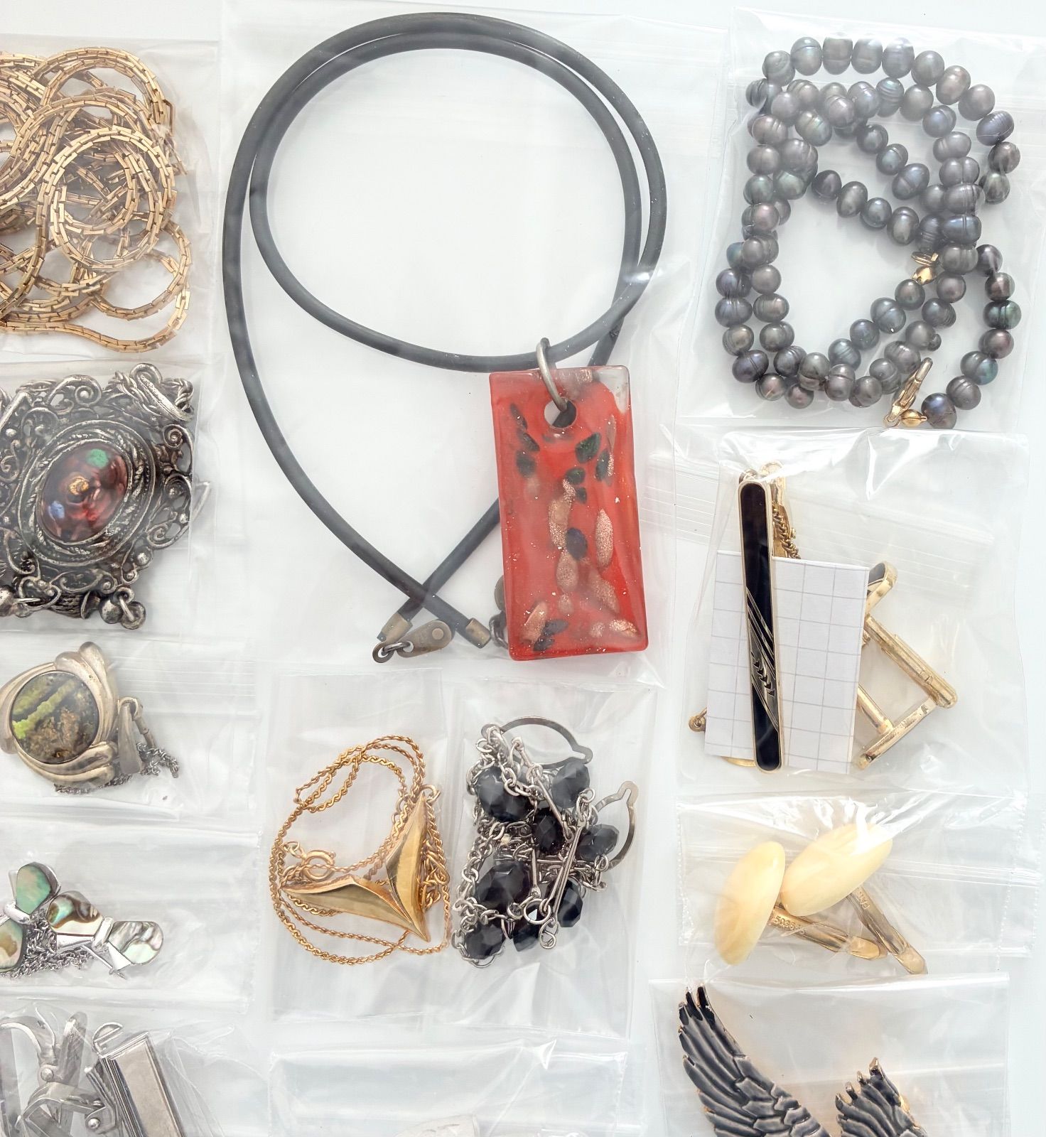 アクセサリー イミテーション【まとめ売り】 イミテーションアクセサリー まとめ売り大量！約10キロジャンク