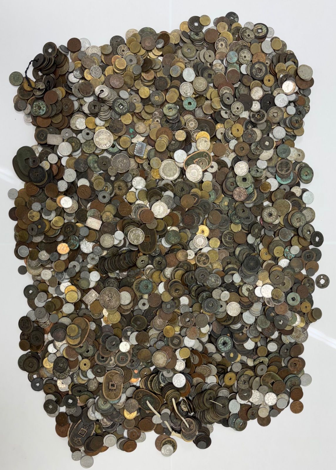 未選別】約12キロ分 古銭まとめ - メルカリ