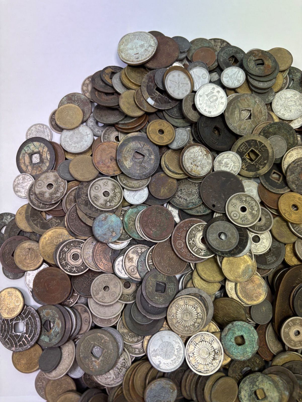 古銭まとめ 無選別 約7.2kg 未選別】約12キロ分 古銭まとめ - メルカリ
