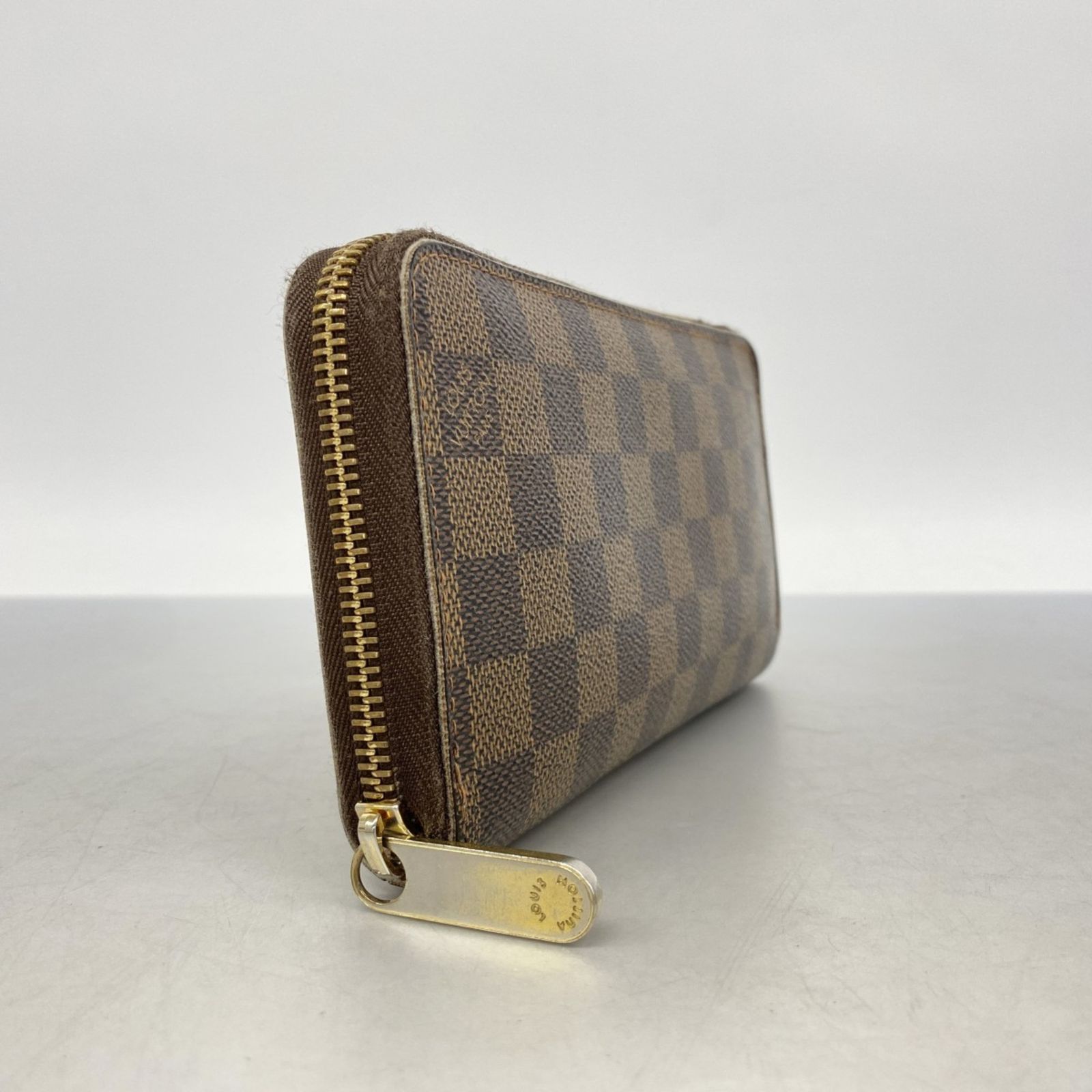 美品ルイヴィトン ダミエ エベヌ ジッピーウォレット N60015 箱付き ルイ・ヴィトン(Louis Vuitton) ルイ・ヴィトン 長財布 ダミエ