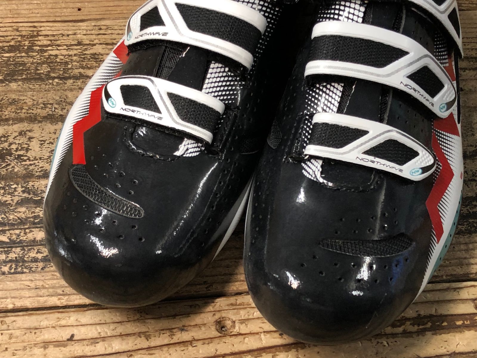 JR547 ノースウェーブ NORTHWAVE EXTREME ビンディングシューズ 黒赤白