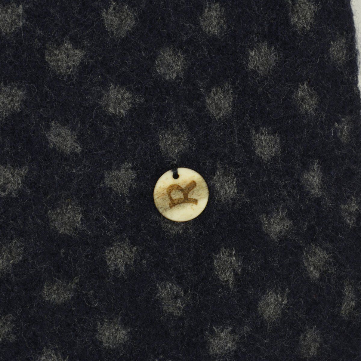 45rpm/45R】ドットニットストール - メルカリ