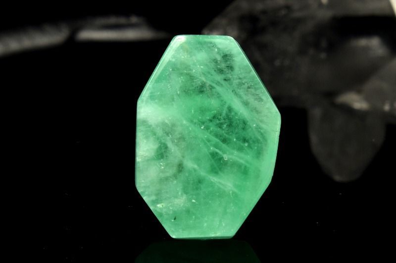 1点物】5A級☆希少原石風 エメラルド 17x12mm 原石ラフカット ルース