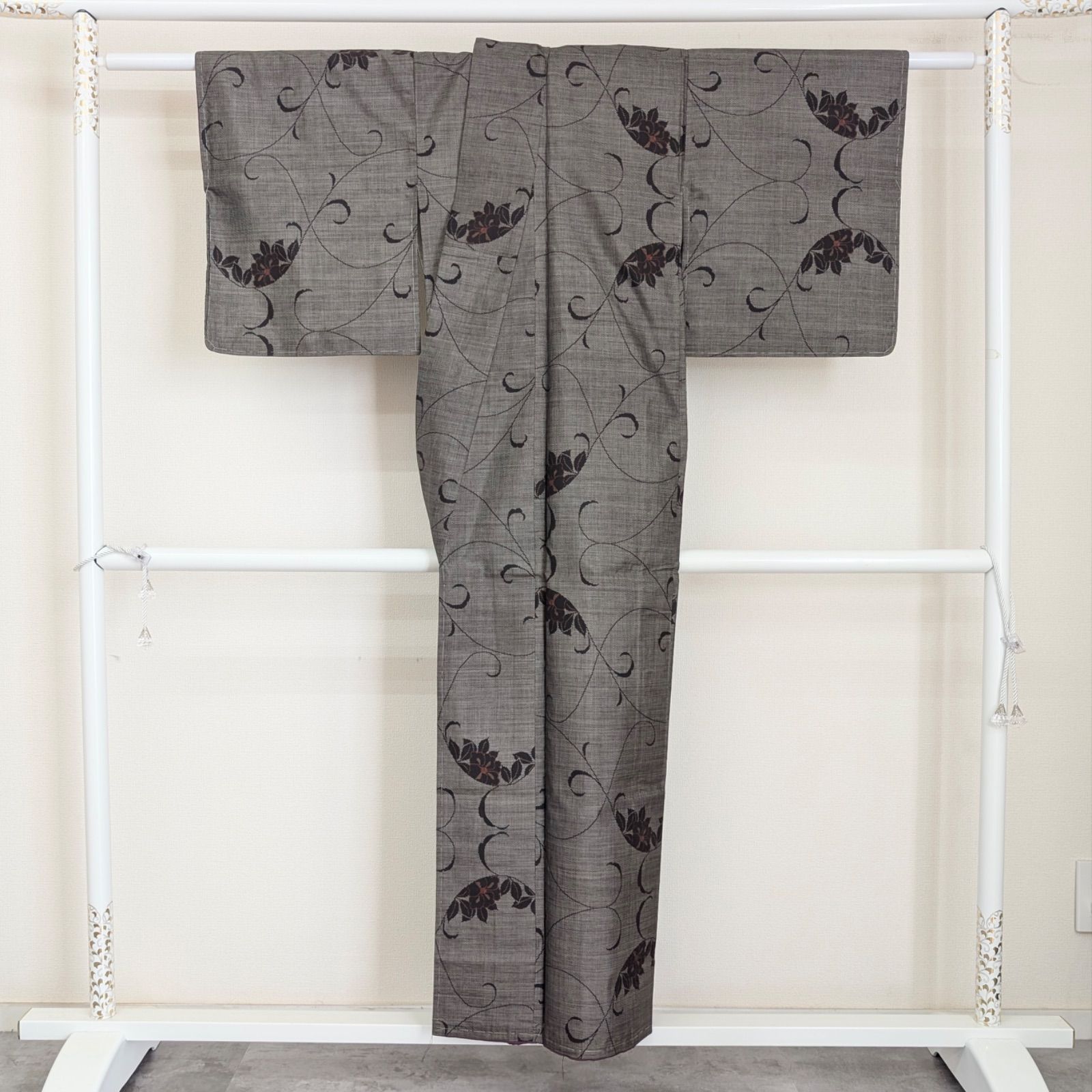 未使用品 逸品 お洒落 本場大島紬 正絹 小紋 K1092 - メルカリ