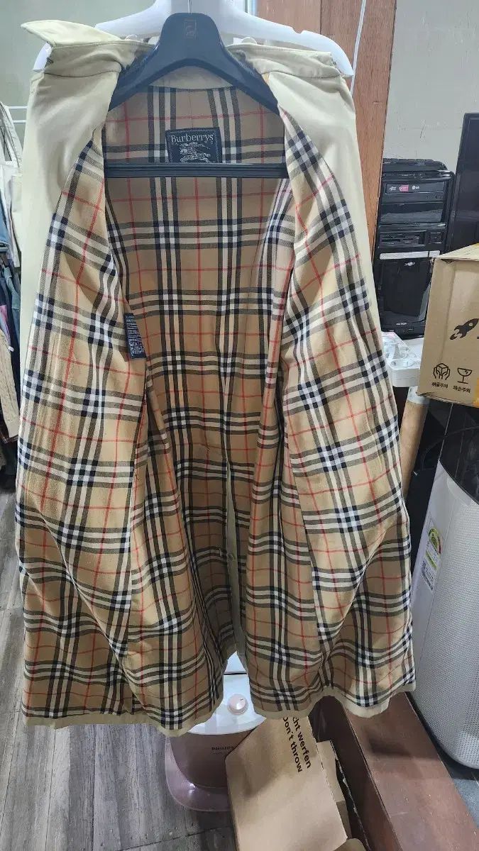 バーバリー　トレンチコート　裏地チェック　春秋冬　L～XL　美品 20%OFF 会員価格適用外】[Merfirge]【弱撥水加工】綿混 トレンチ