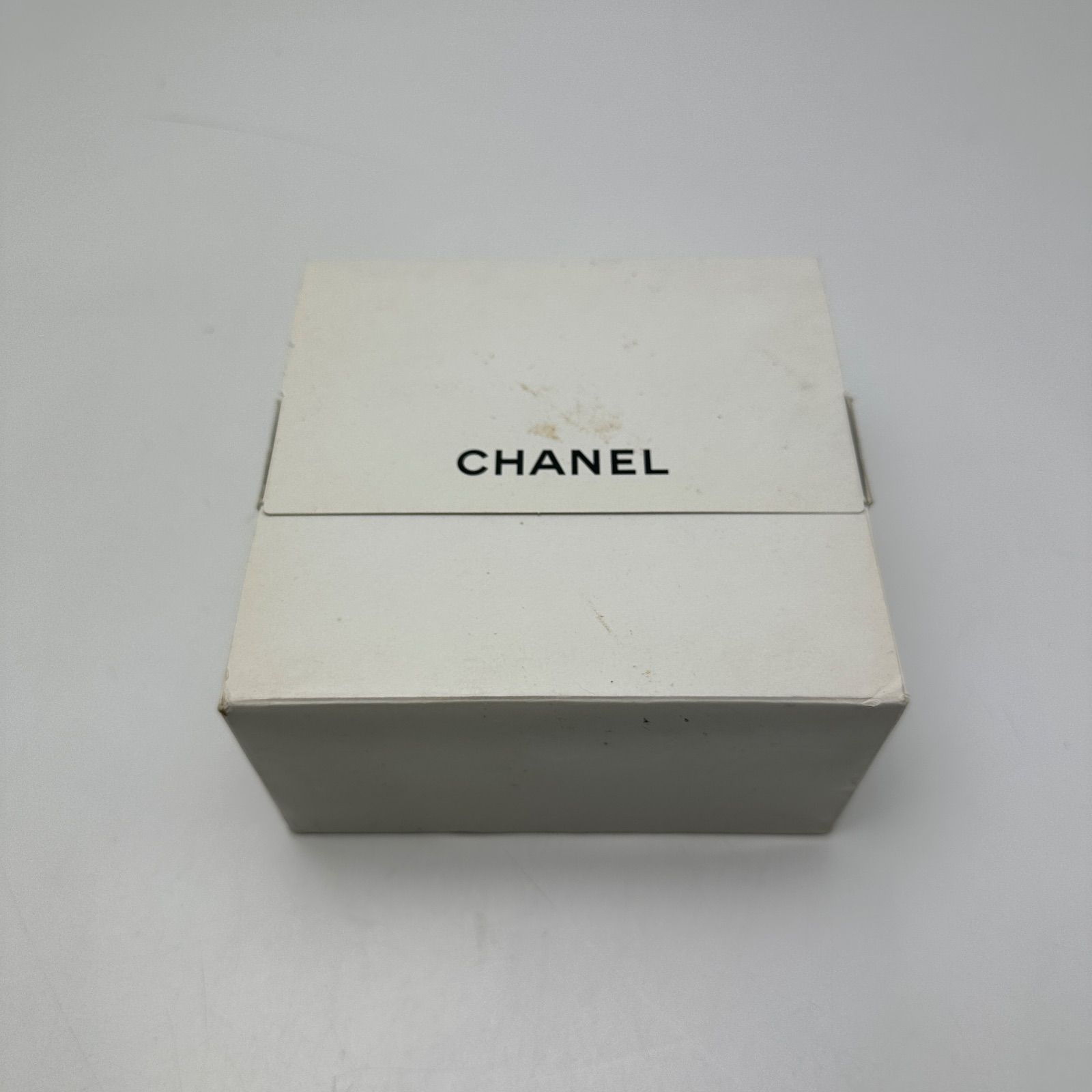 【新品・未使用】CHANEL ノベルティ キルティング ケース ホワイト 楠本質店/元住吉】未使用品 シャネル CHANEL コットンケース ホワイト