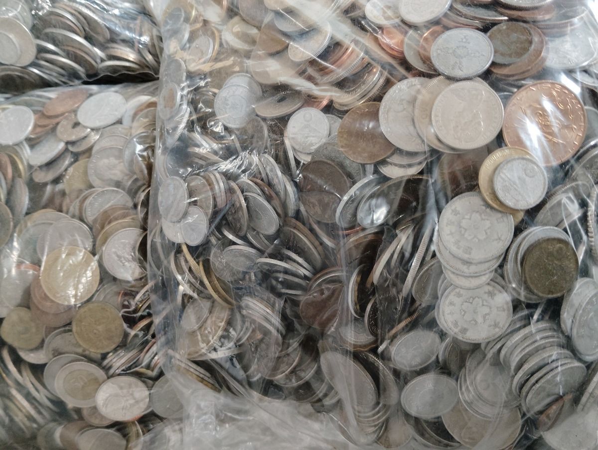 15キロ】 古銭 日本古銭多め 日本雑銭 アルミ・銅貨 貨幣まとめ売り 雑