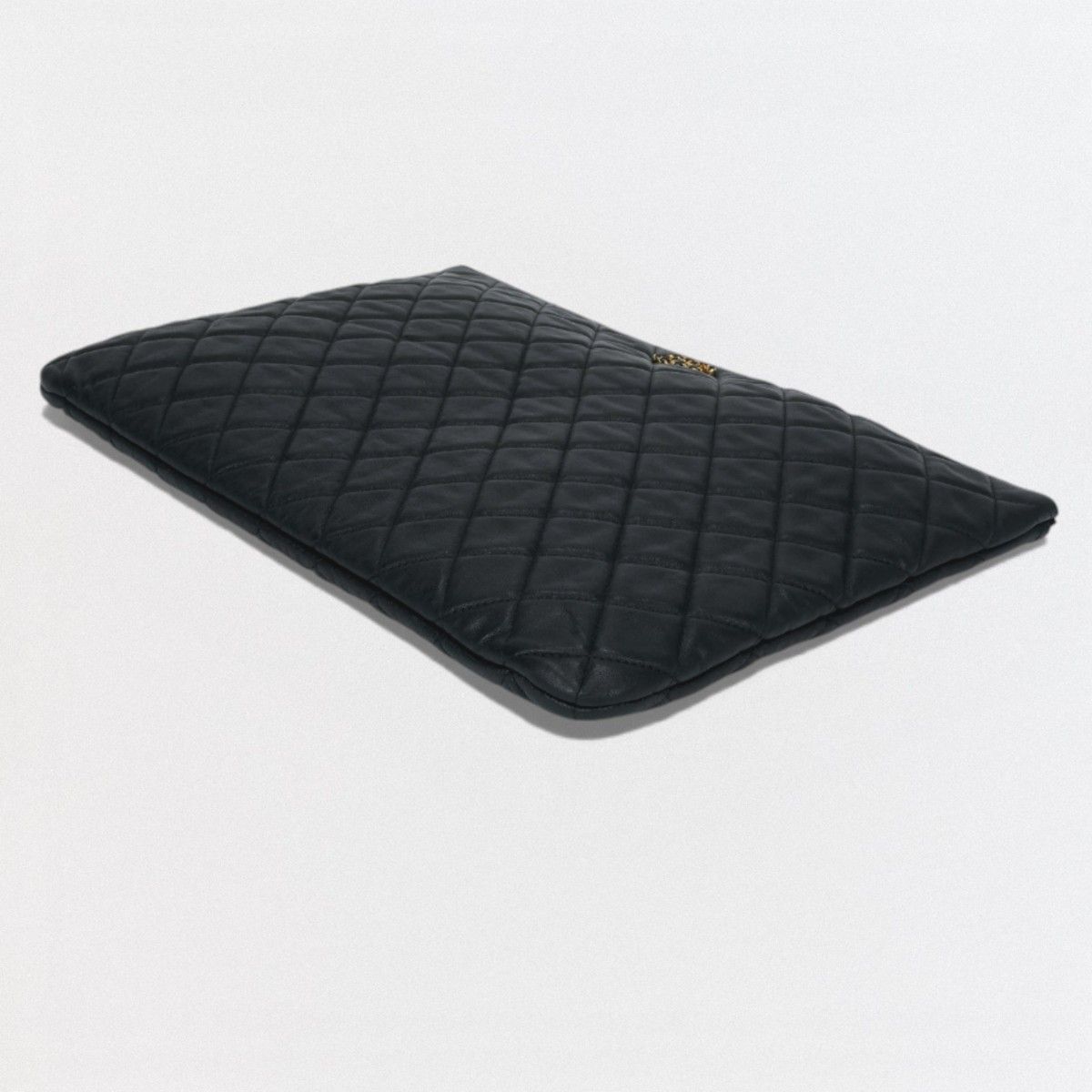 シャネル マトラッセ ラムスキン セカンド クラッチ バッグ ココマーク 黒. 送料・代引手数料無料】 ◇ 【未使用展示品】 シャネル ◇ マトラッセ