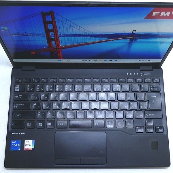 コンパクト!! FUJITSU LIFEBOOK U9311/FX Core i5-1135G7/8GB/SSD256GB