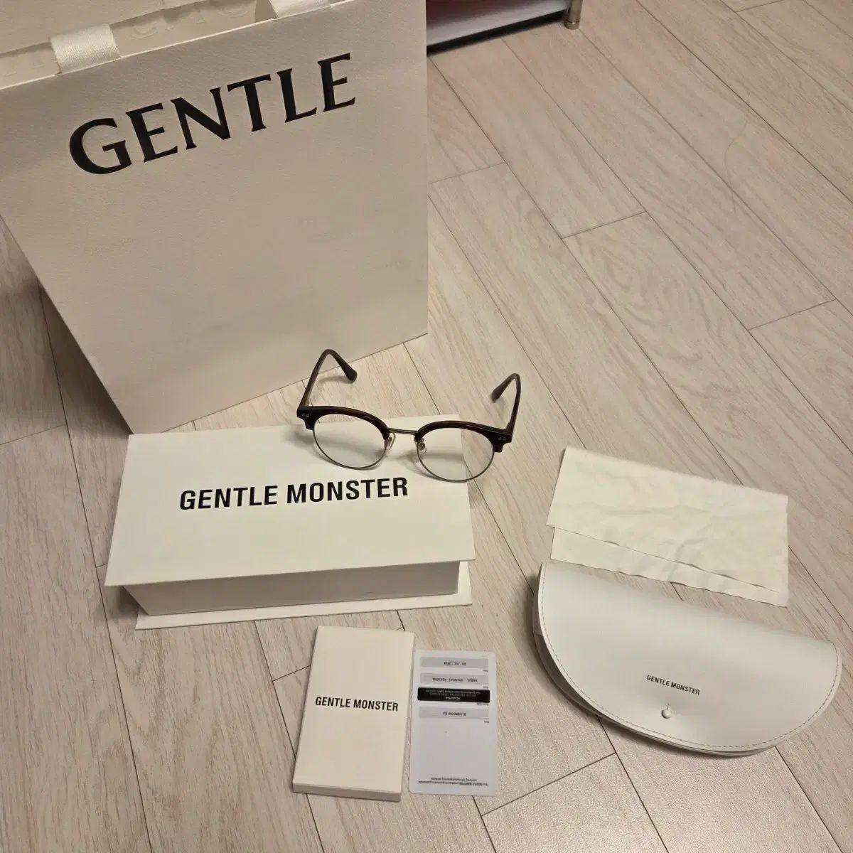 GENTLE MONSTER(ジェントルモンスター) ブルー ムーン B4 メガネ