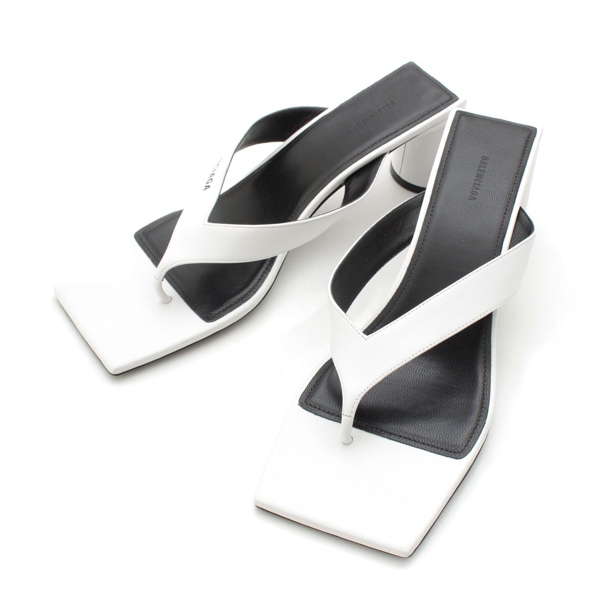 バレンシアガ WAWNA レザー スクエアトゥー サンダル 609639 ホワイト