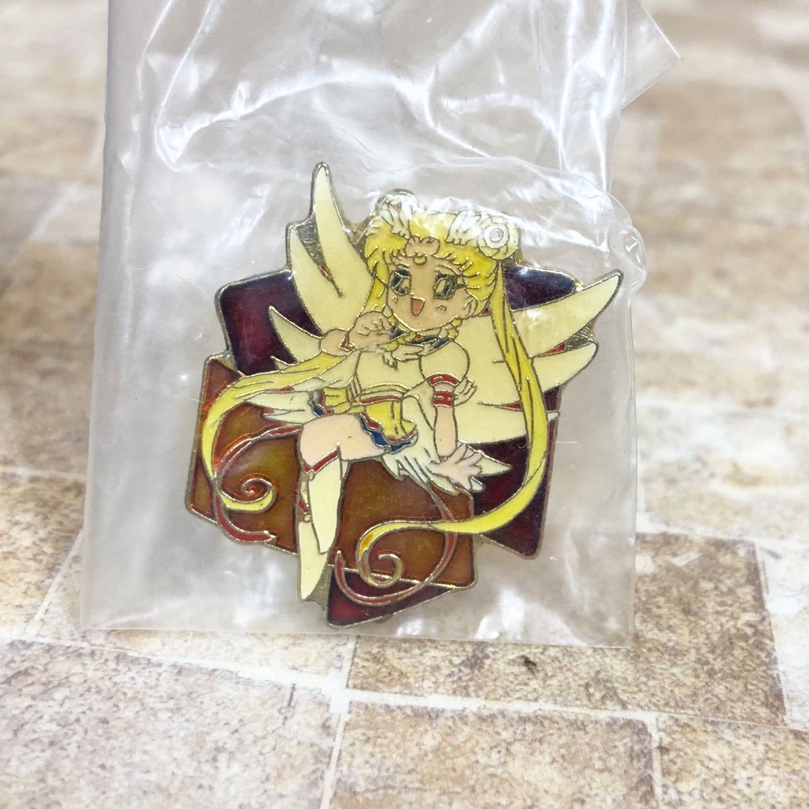 セーラームーン 限定 ピンバッジ 当時物 美少女戦士セーラームーン ピンバッジ レア 希少 昔の物 - メルカリ