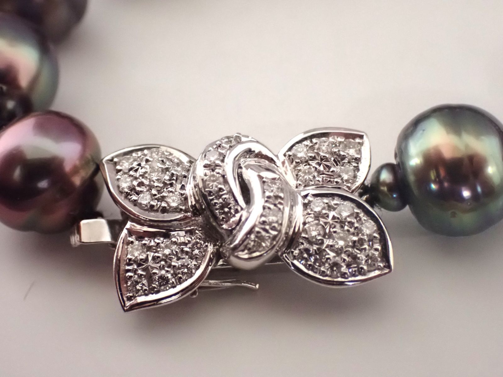 美品 TASAKI 黒蝶 ブラックパール ダイヤネックレス K14WG/Pt900