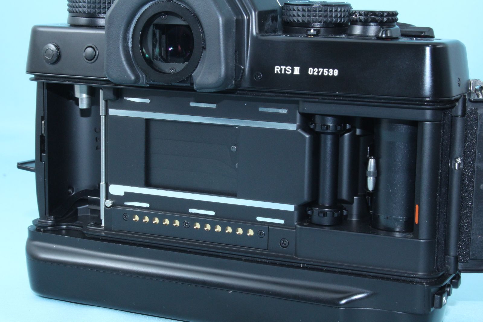 ☆美品★ コンタックス CONTAX RTS III ボディ 美品 CONTAX RTS III 3 ボディ 一眼レフ フィルム カメラ Amazon