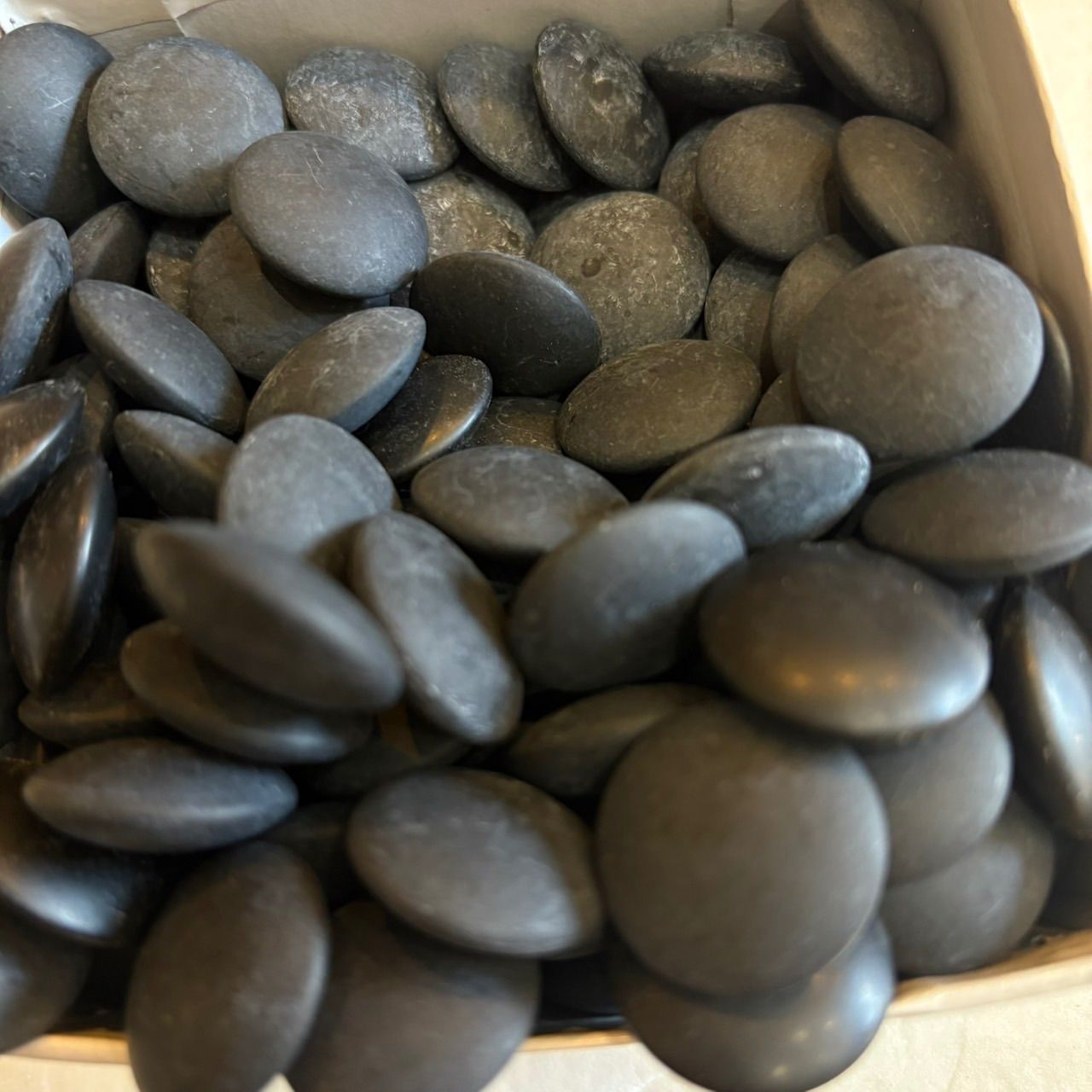 碁石】日向特製 本蛤白 本那智黒 32号 囲碁 - メルカリ