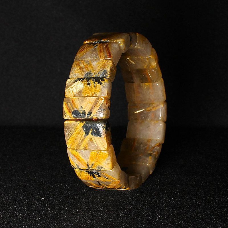 金運パワーが凄い！大地から伸びる【太陽放射ルチルバングル】約19mm