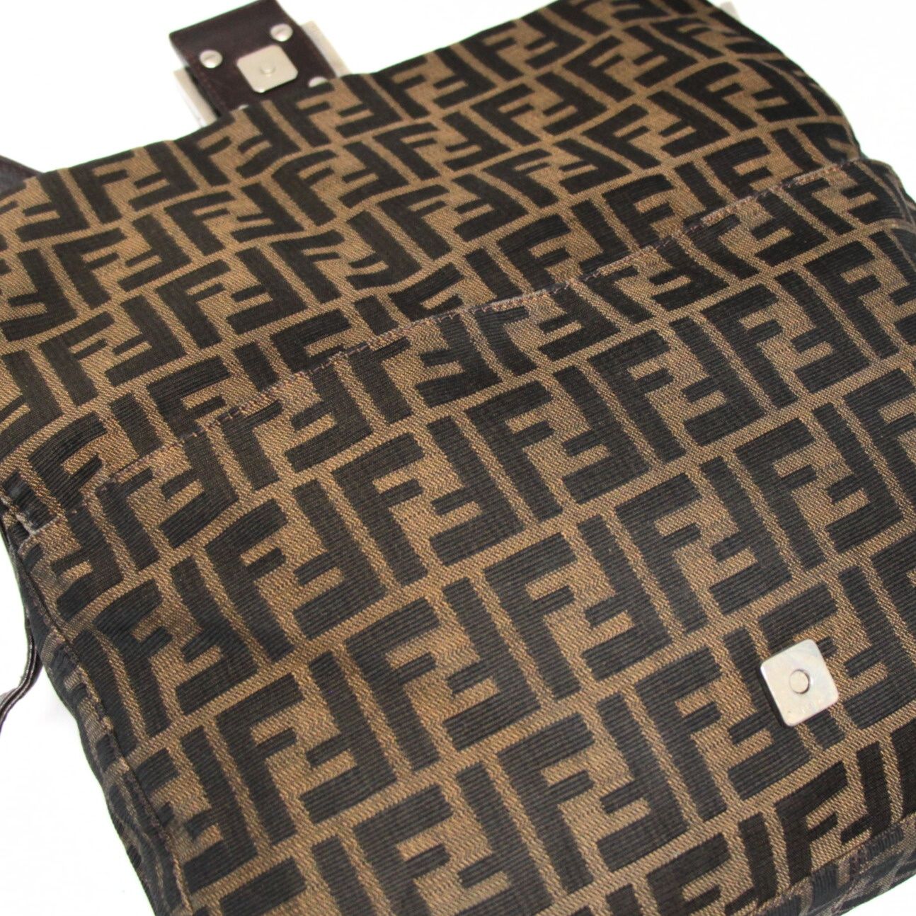 FENDI フェンディ ズッカ ショルダーバッグ ブラック×ブラウン FENDI(フェンディ) ズッカ柄 ショルダーバッグ ミニバッグ ブラック