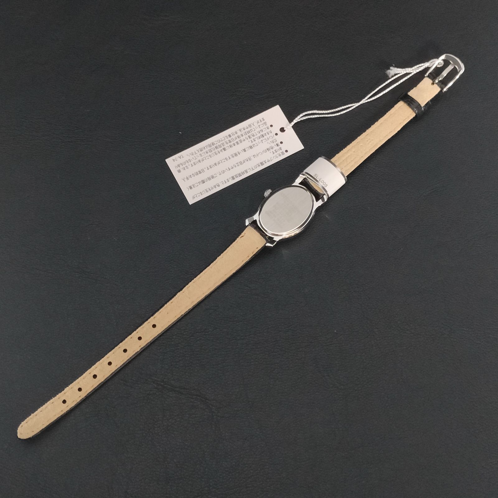 825-11 CITIZEN シチズン ホワイト ブルー シルバー ソーラー solar 