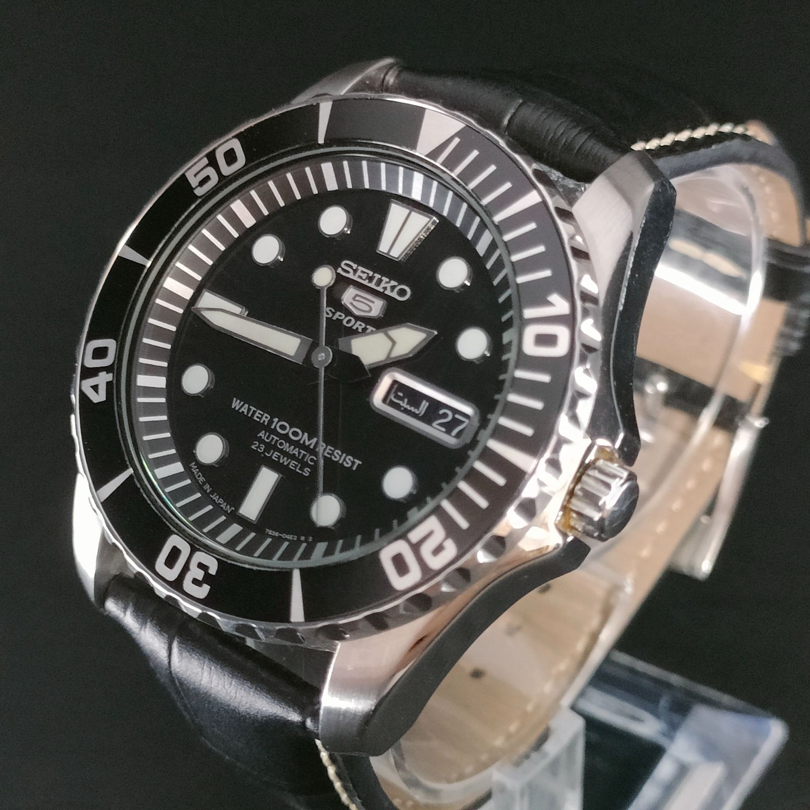 825-13 SEIKO5 sports セイコー5 スポーツ ブラック シルバー 自動巻き