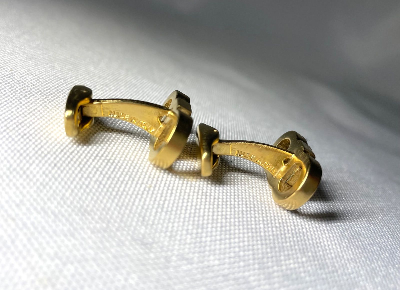 美品 Salvatore Ferragamo サルヴァトーレフェラガモ ダブルガンチーニ